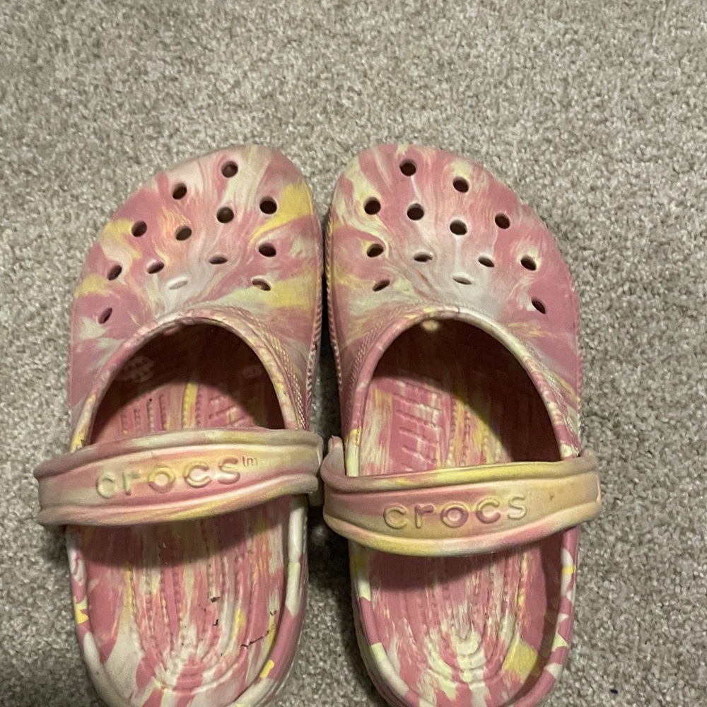 CROCS Kids Swirl Pink and Yellow Sandals size 3